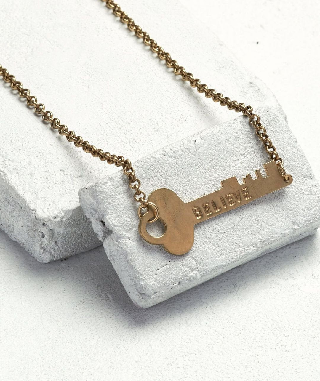 NEVER ENDING NECKLACE